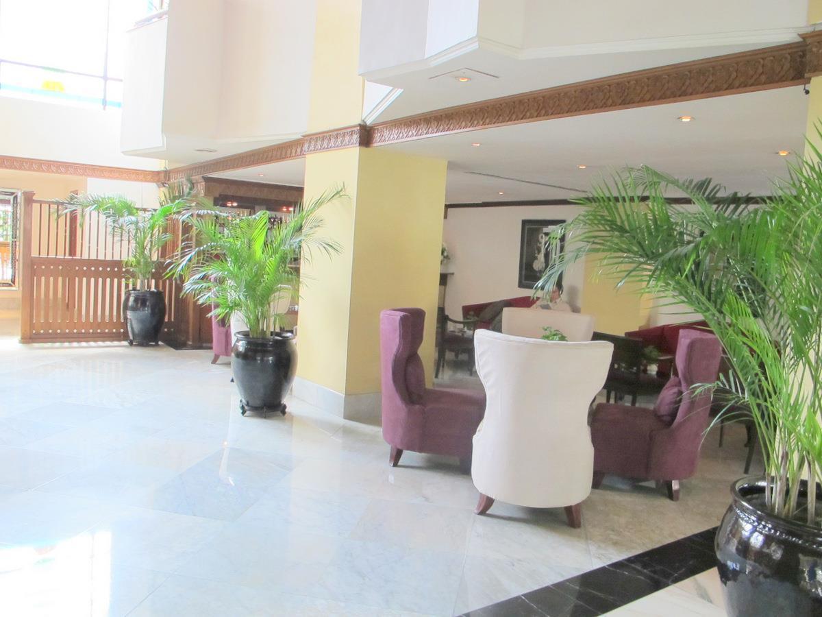 Hotel Mutiara Malioboro Γιογκιακάρτα Εξωτερικό φωτογραφία
