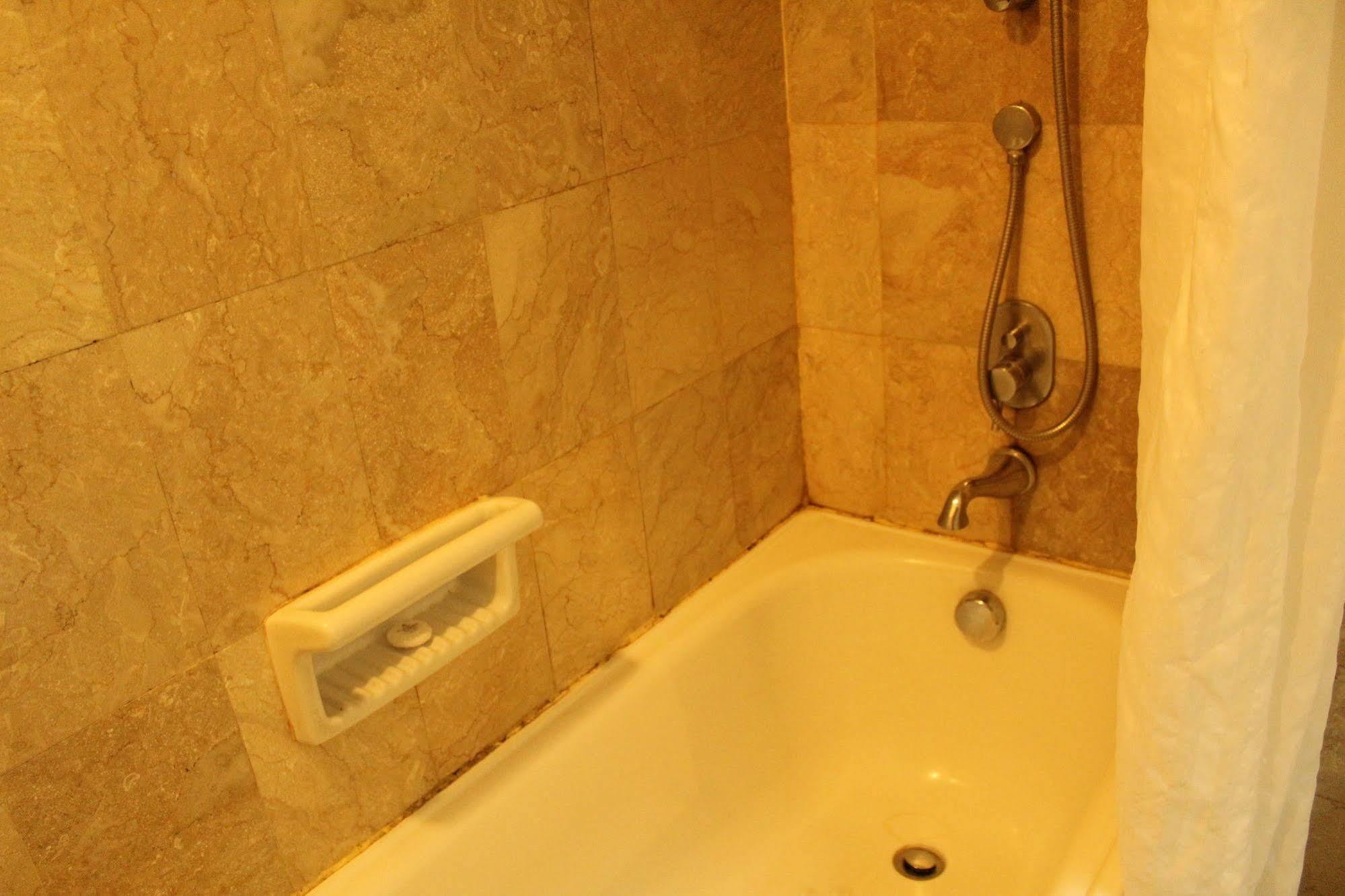Hotel Mutiara Malioboro Γιογκιακάρτα Εξωτερικό φωτογραφία