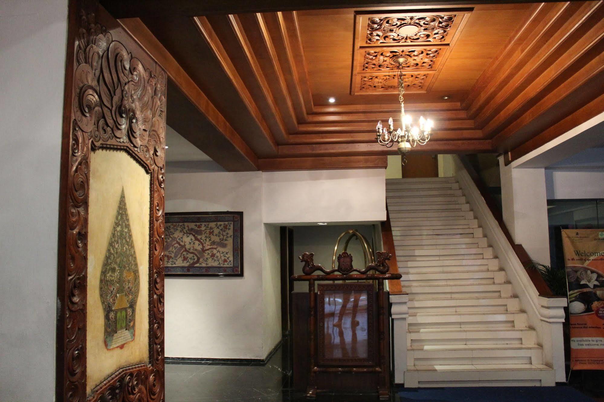 Hotel Mutiara Malioboro Γιογκιακάρτα Εξωτερικό φωτογραφία